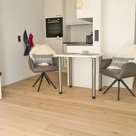 Strand-zeit - Ein Steinwurf Zum Apartment