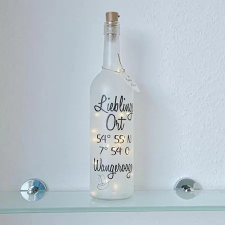 Strand-zeit - Ein Steinwurf Zum *